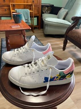 adidas Stan Smith White Sneakers with Pink Accent